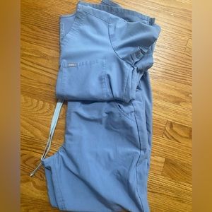 Figs set- space dye vapor blue. High waisted Zamora size M, top Catarina size S